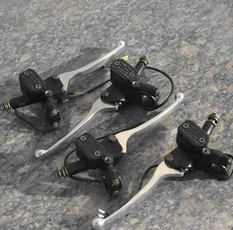 O1CN01JjB56V1kR26C7oBMg_!!2217087554679-0-cib